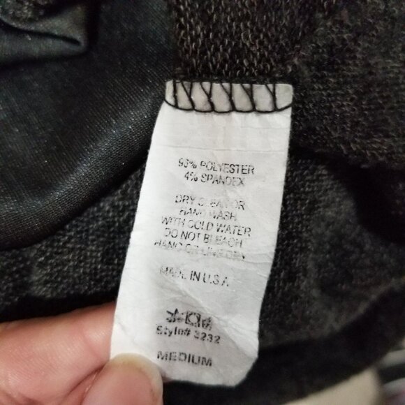 Entro Womens Medium Black & Floral Velvet Long Sleeve Top - Picture 3 of 5